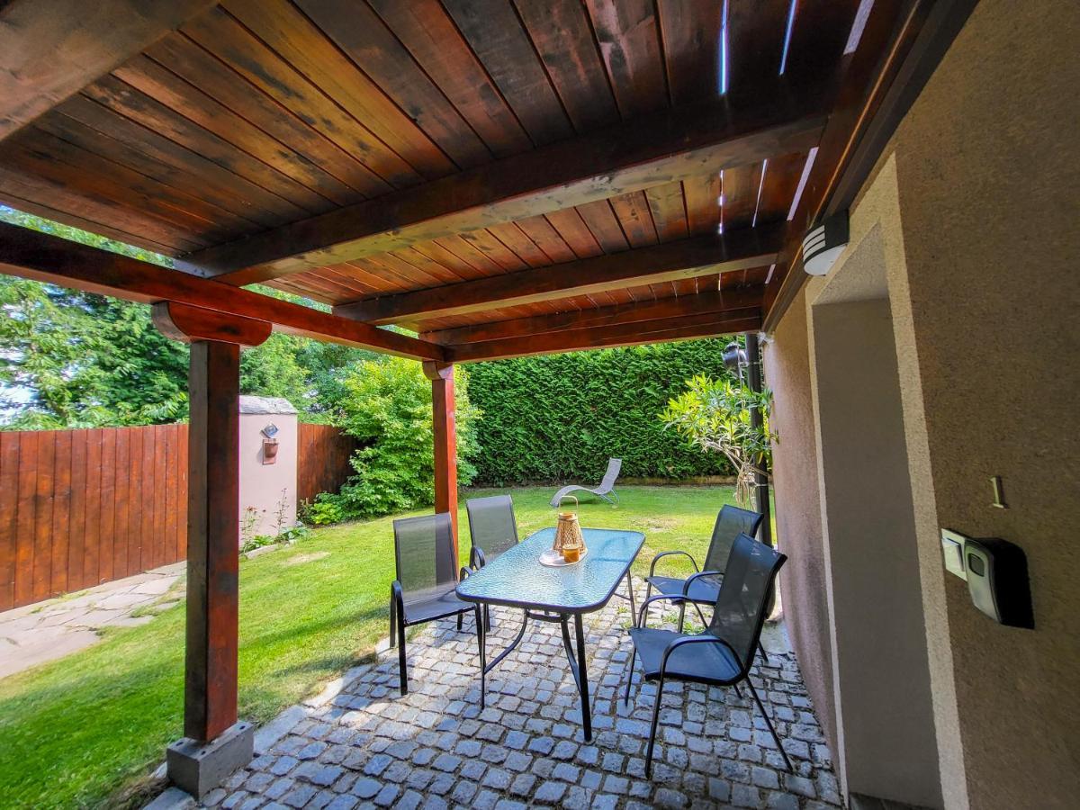 Apartmany U Kolacku Hartmanice  エクステリア 写真